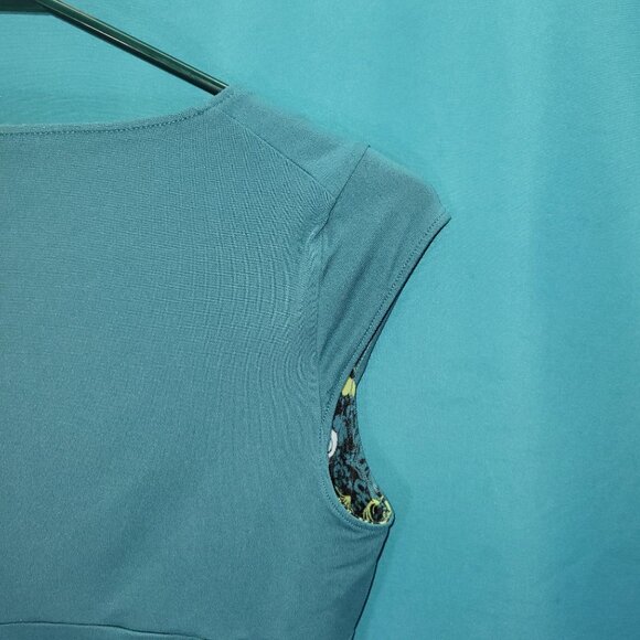 REI Womens Shirt Teal V-Neck Sleeveless Top Size S - Picture 8 of 11